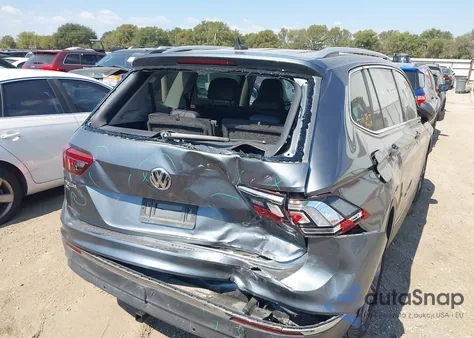 2019 Volkswagen Tiguan 2.0T Sel Premium/2.0T Sel Premium R-Line from USA, damaged, VIN 3VV4B7AX9KM099810